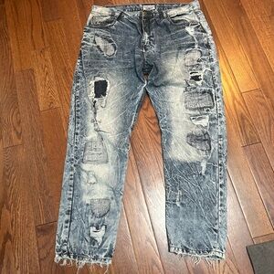 Twenty Two Oz Distressed Acid Washed Jeans - size 40x32